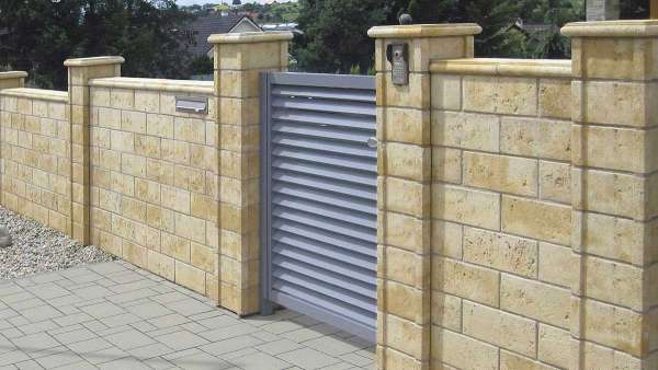 Semmelrock Bradstone Travero kerítésrendszer - Homoksárga