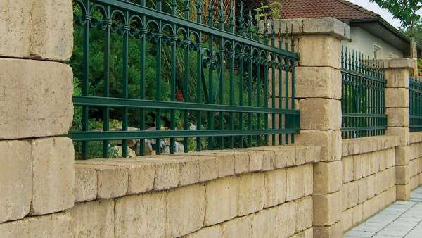 Semmelrock Castello kerítésrendszer - 