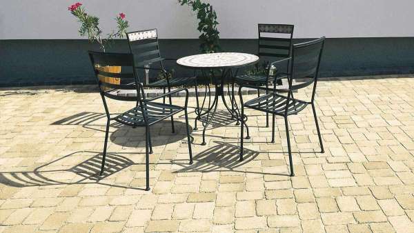 Semmelrock Castello antico Kombi térkő - Homok-sárga, antikolt