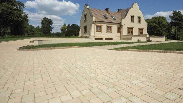 Semmelrock Castello antico Kombi térkő - Homok-sárga, antikolt