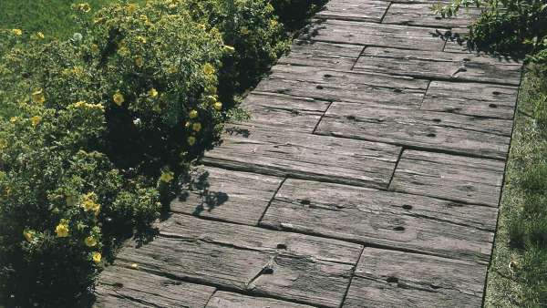 Semmelrock Talpfa elem - Antik barna