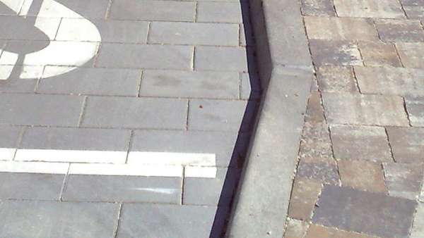 Semmelrock útszegély - Szürke