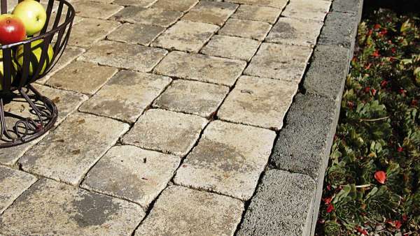 Semmelrock Castello antico szegély