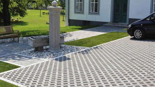 Semmelrock Gyeprácskő